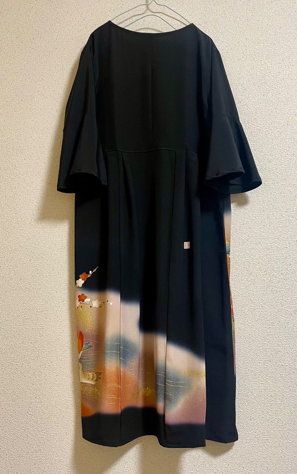 一点物 着物リメイク ロングワンピース ドレス 黒留袖 正絹 作家物