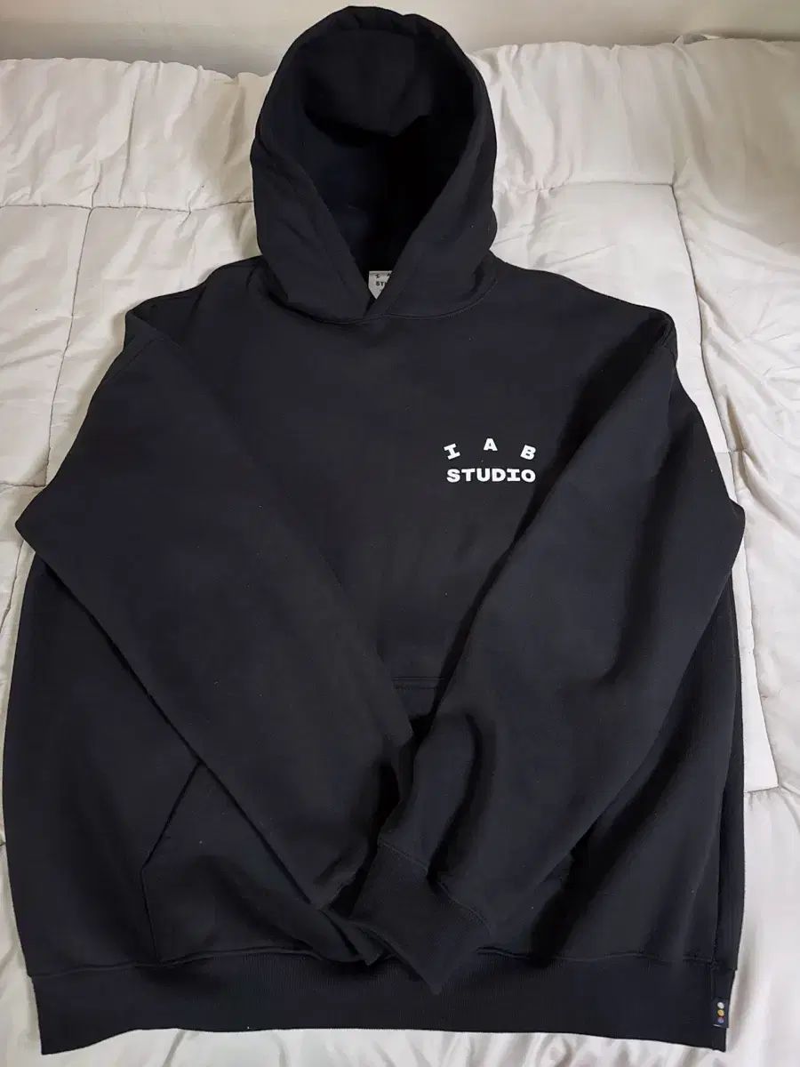 IAB Studio フーディー 2XL 新品