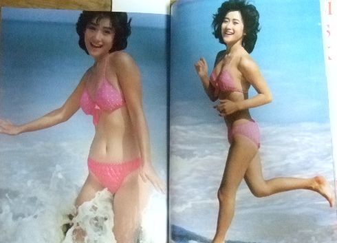 岡田有希子 1986年 カレンダー 1600岡田有希子カレンダー 1986年 水着有(芸能人、タレント)｜売買され