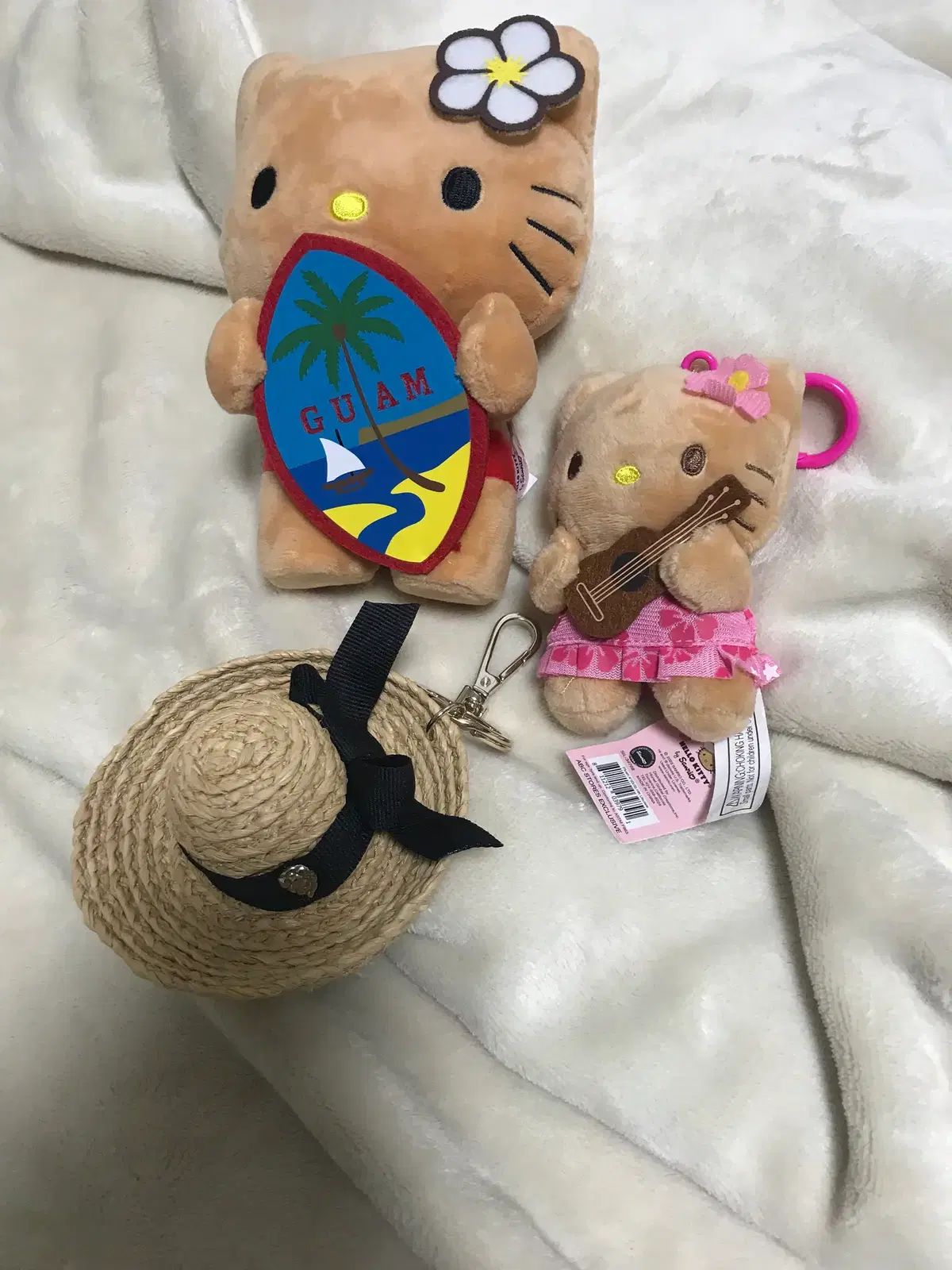 タンニングキティとヘレンカミンスキー 帽子ホルダー