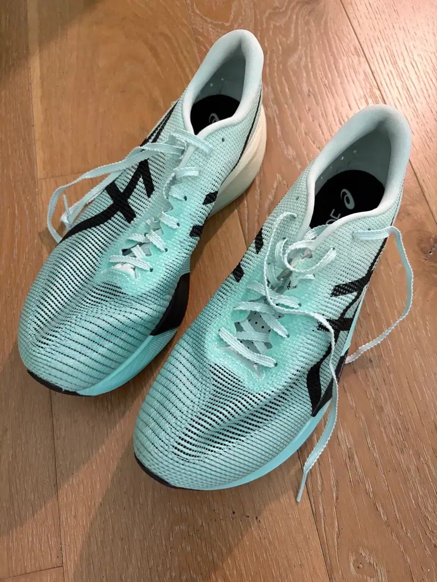 270 アシックス メタスピード エッジ パリ
