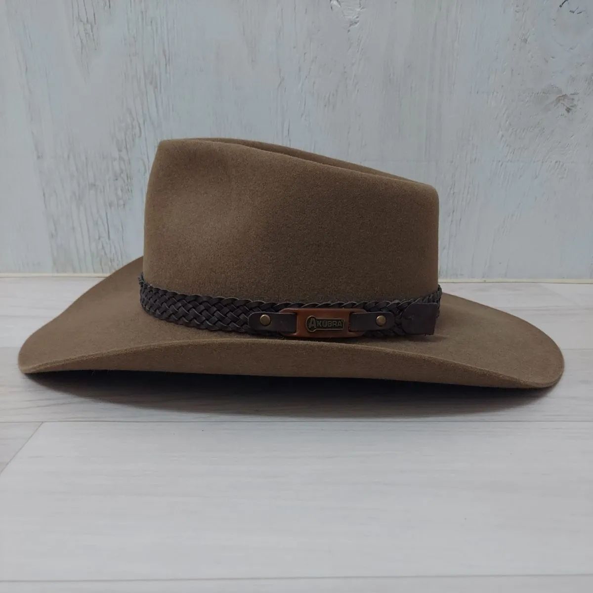 AKUBRA アクブラ　ウエスタンハット　テンガロンハット　ベージュ58キムタク アクブラ オーストラリア AKUBRA Snowy River フェルトハット