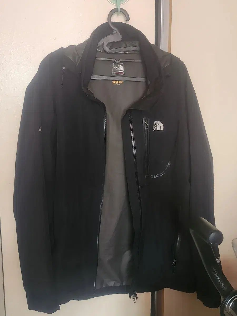 THE NORTH FACE ゴアテックス ブラック ウィンドブレーカー ジャケット