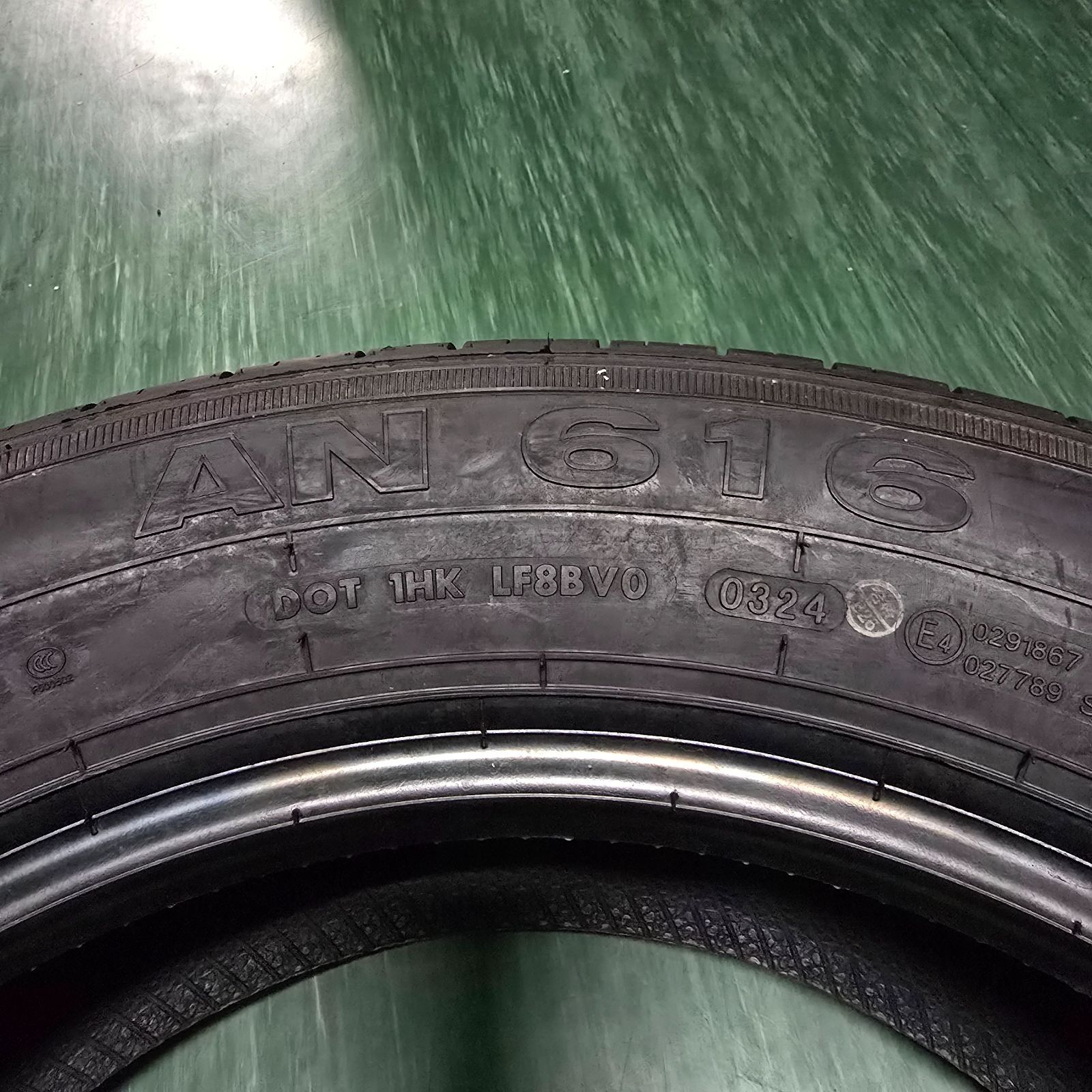 新品未使用 225/60R18 AN616 1本】 - メルカリ