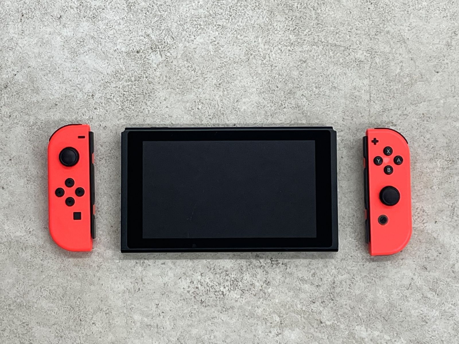 ▽Nintendo Switch ネオンレッド HAC-001 10950 - メルカリ