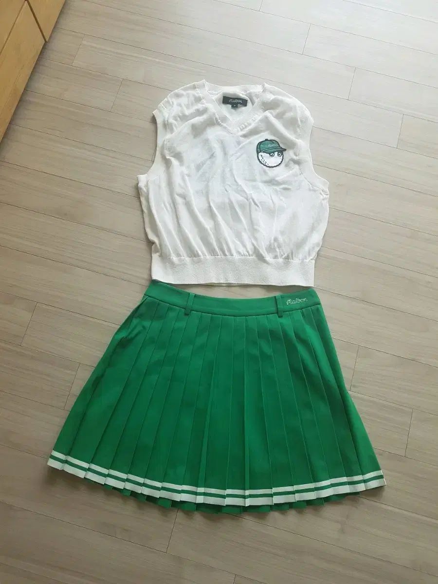 マルボンゴルフ MALBON GOLF スカート グリーン + ニット セット