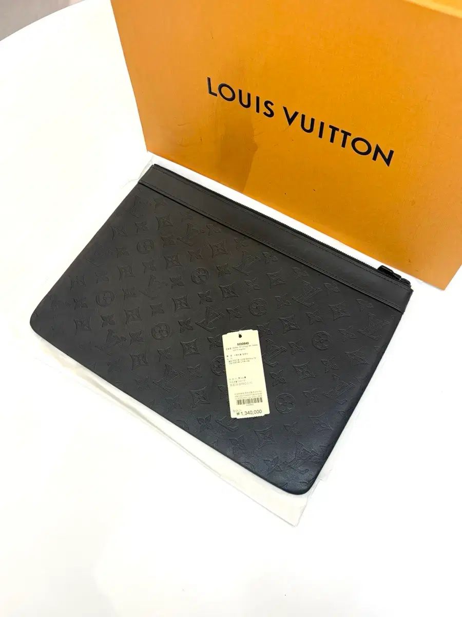 Louis Vuitton（ルイヴィトン） ポシェット トゥーゴー クラッチバッグ