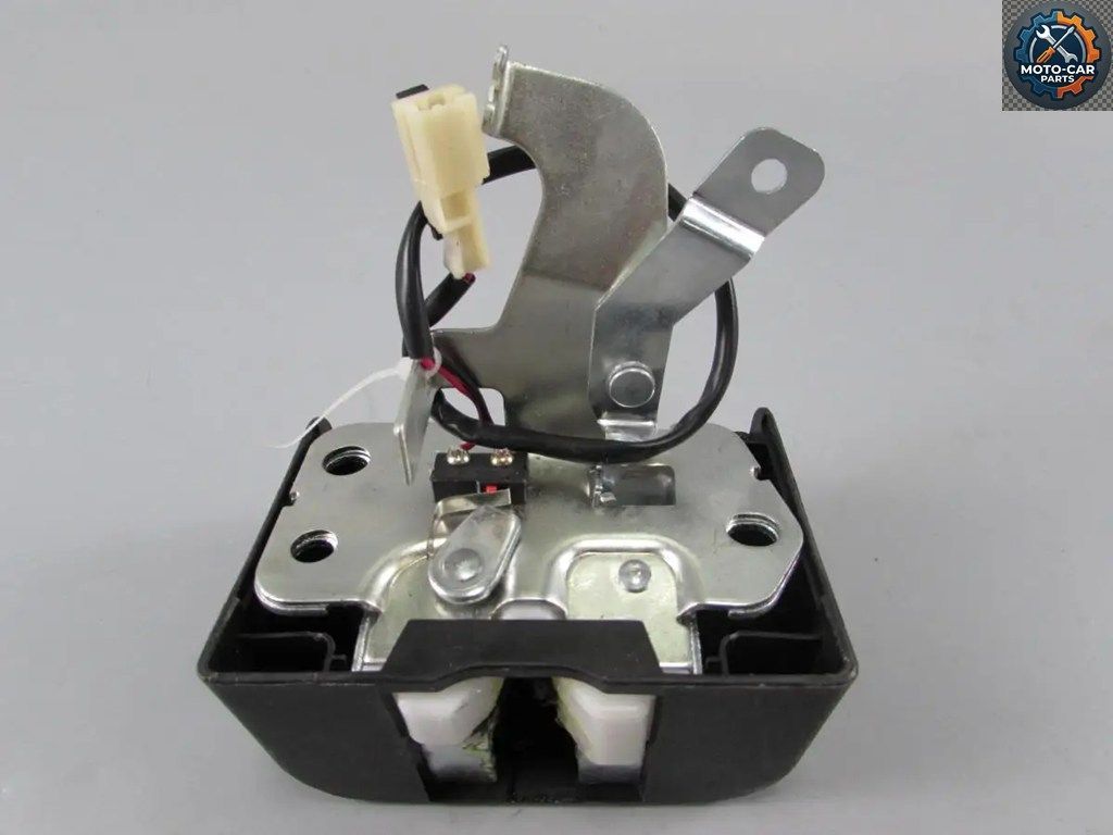 テールゲート/ブート/トランク ロックアクチュエーター ラッチ 日産アーバン NV350 E26 2014-2019 バックドアロック 90500-3XA0A