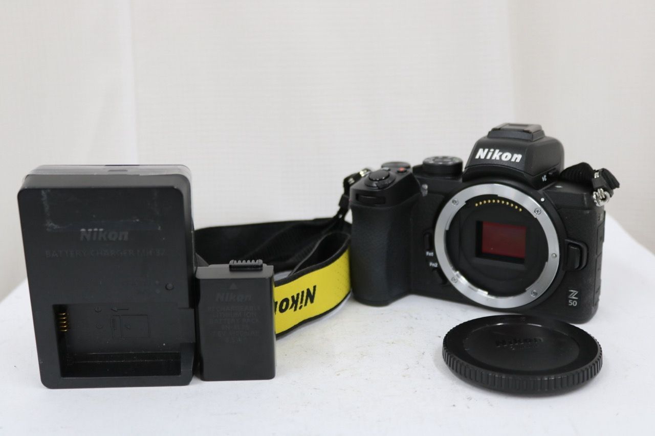 【返品保証】 【シャッター418回】ニコン Nikon Z50 ミラーレス一眼 e10684 63,635円
