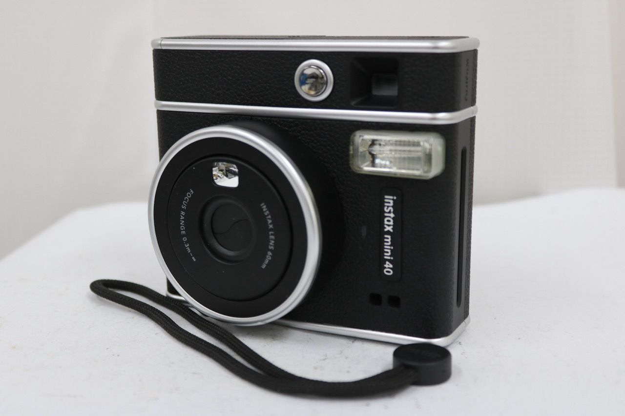 【返品保証】 フジフィルム Fujifilm instax mini 40 60mm ブラック チェキ インスタントカメラ e10667