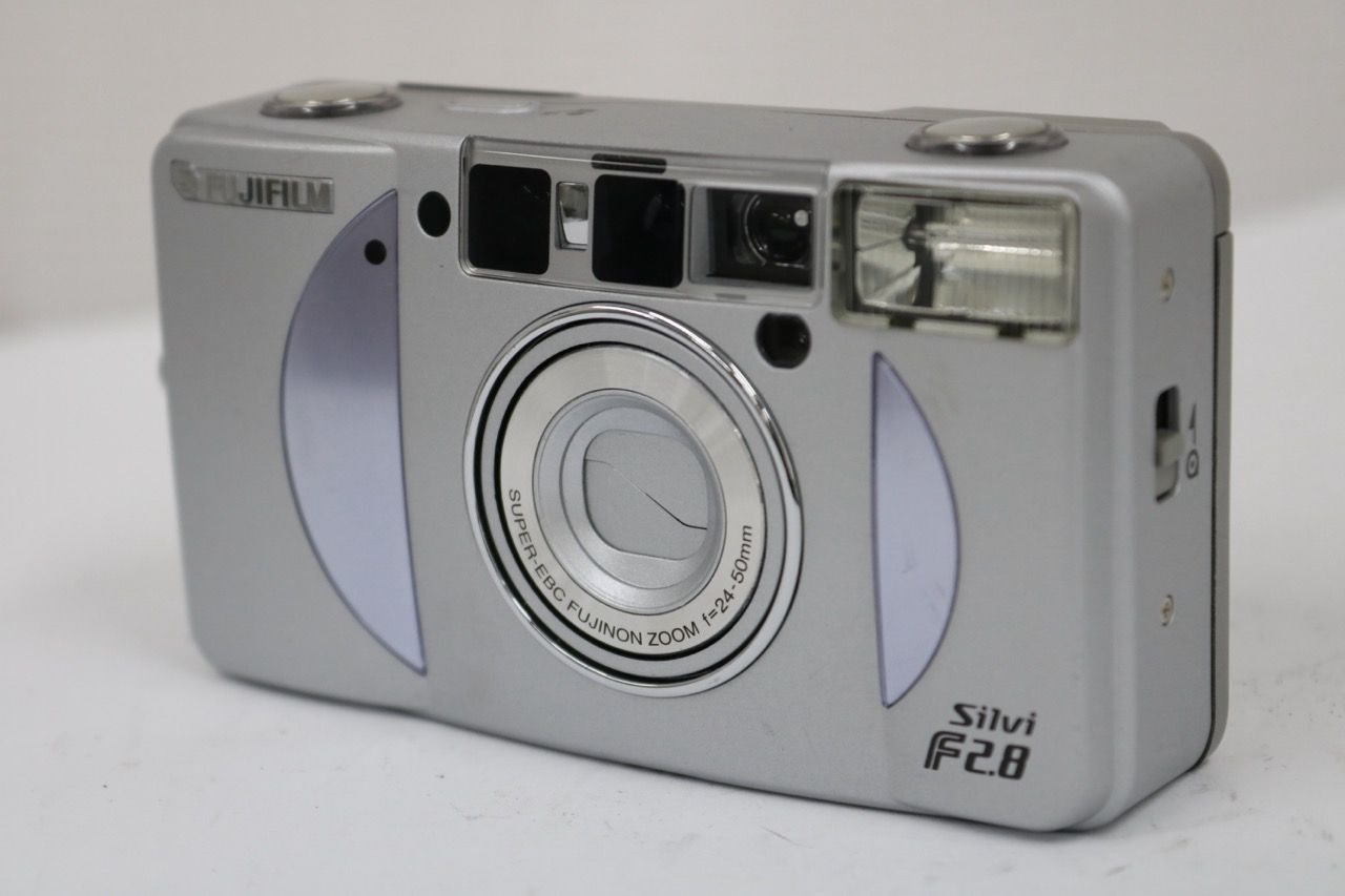 【返品保証】 フジフィルム Fujifilm Silvi F2.8 24-50mm コンパクトカメラ e10752