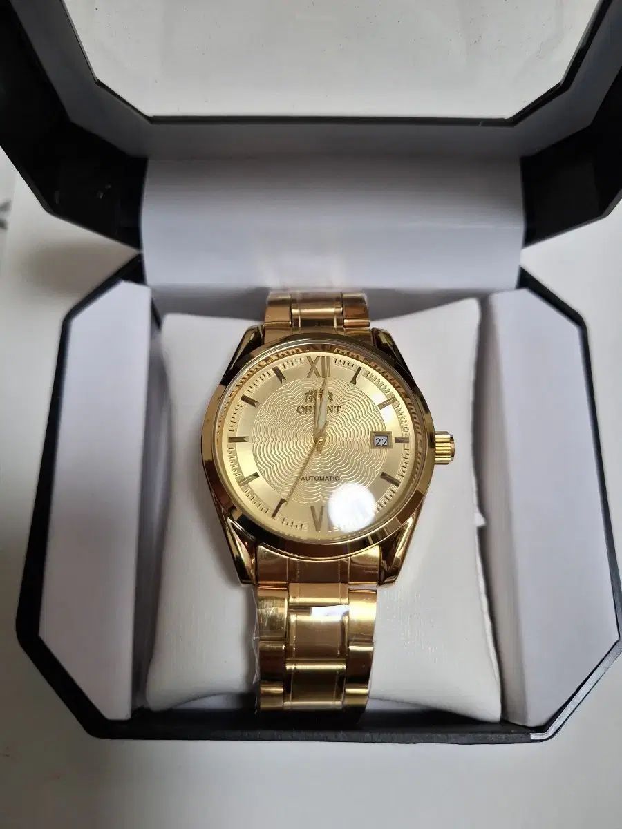 ORIENT ゴールド オートマチック時計 40mm