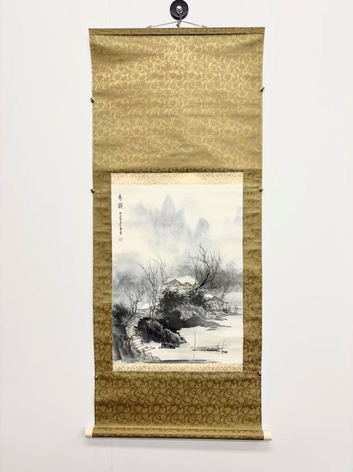 秦建華 山水図「冬韻」掛軸 丙子年（1996年）作 設色紙本 現代中国画 国家一級美術師