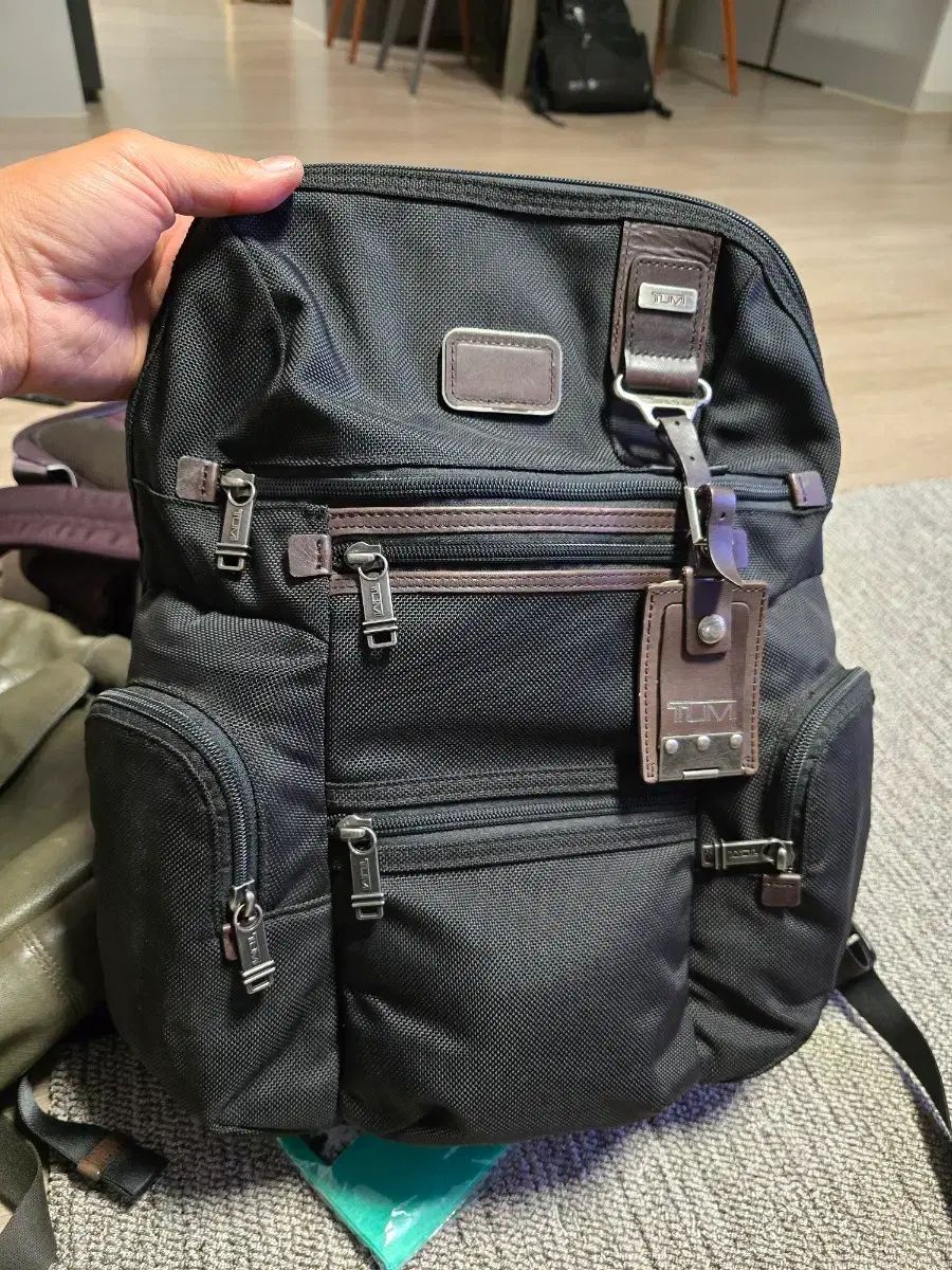 (ほぼ新品)Tumi トゥミ ノックス バックパック 22681