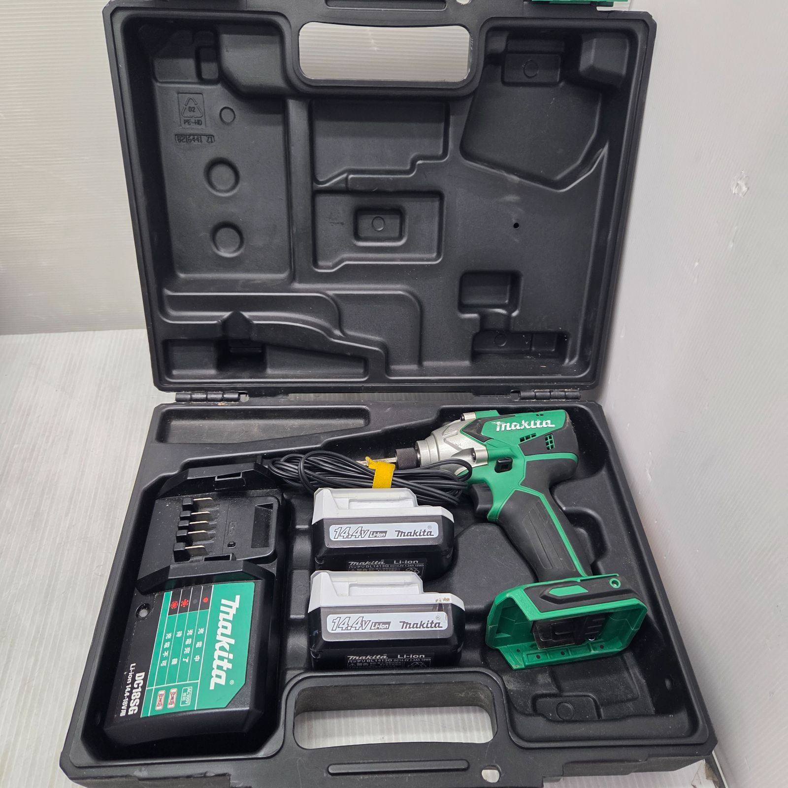 5 S04171 makita マキタ 充電式インパクトドライバ M697D 充電器 