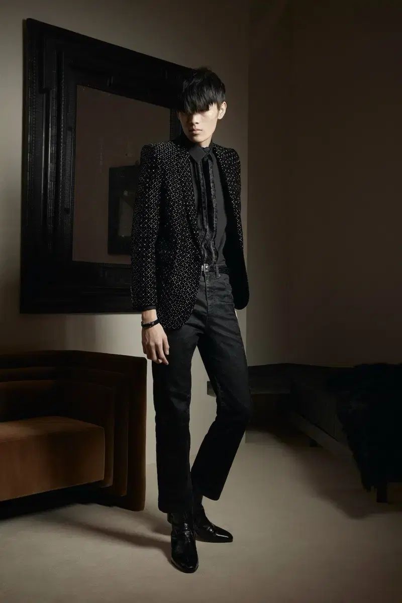 BTS ジミン様 着用 Saint Laurent サンローラン 20AW ブラック ビーズ シャツ