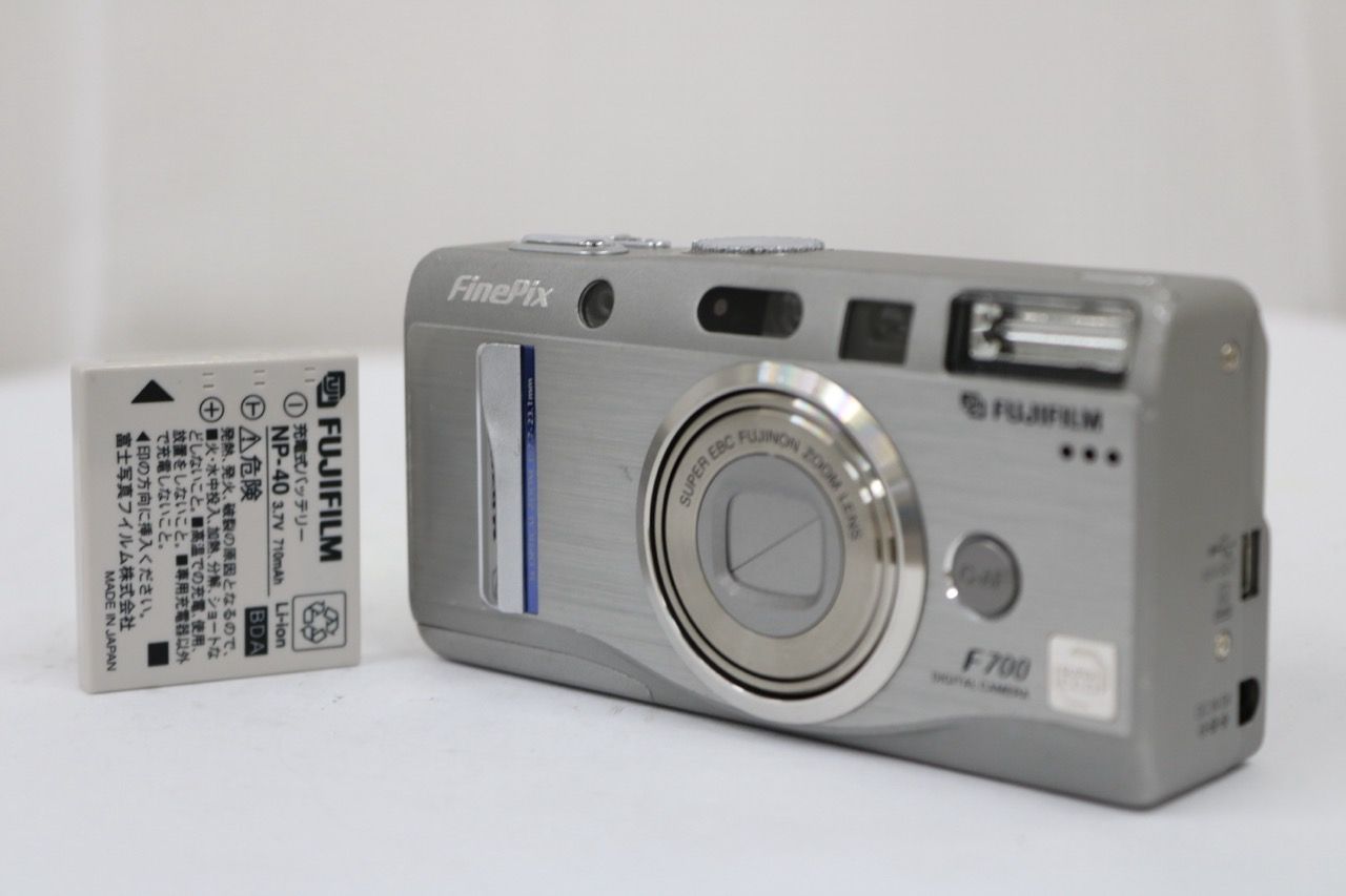 FUJIFILM FinePix F700 本体 バッテリー3個付 返品保証】 フジフィルム Fujifilm FINEPIX F700 3x バッテリー付き