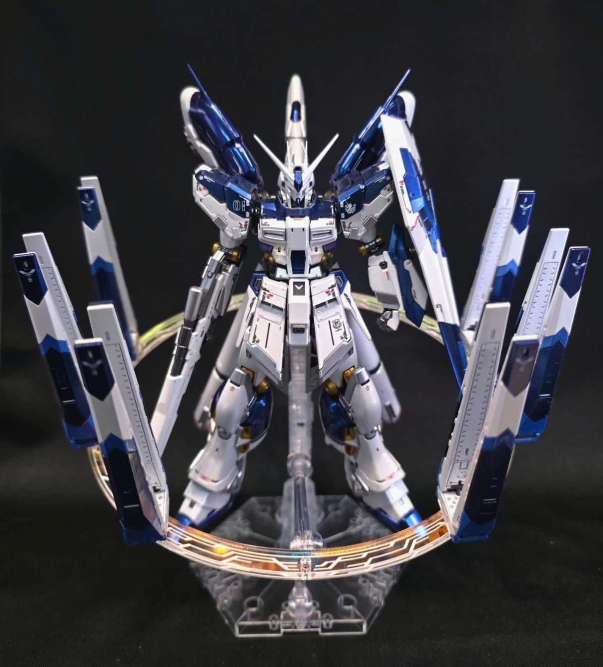 RG 1/144 Hi-νガンダム ガンプラ 全塗装 完成品 オリジナル偏光アクリルファンネル浮遊リングスタンド付