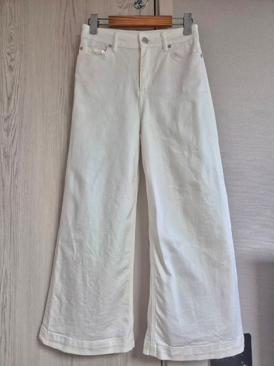 REISS 白 ワイド クロップド デニム 25