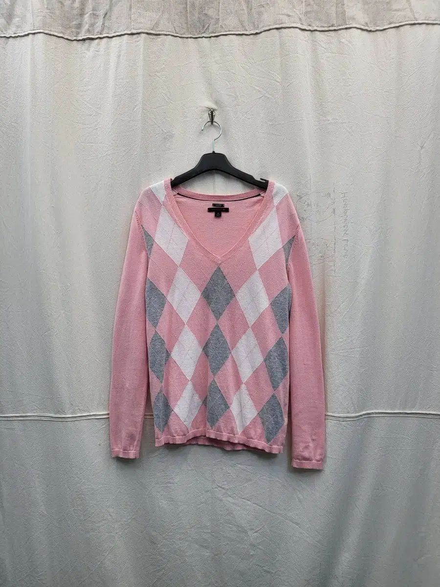 Tommy Hilfiger トミーヒルフィガー ピンク アーガイル Vネック ニット