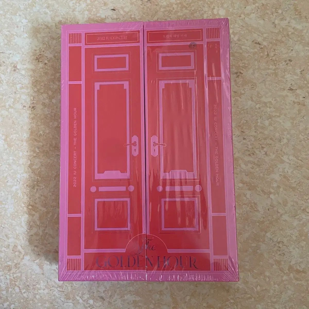 未開封 IU(アイユ) 2022 Golden Hourglass DVD