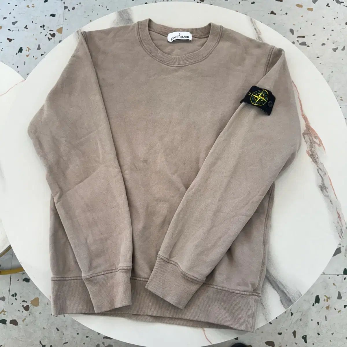 正規品 Mサイズ STONE ISLAND ストーンアイランド スウェット 百貨店購入 ベージュ
