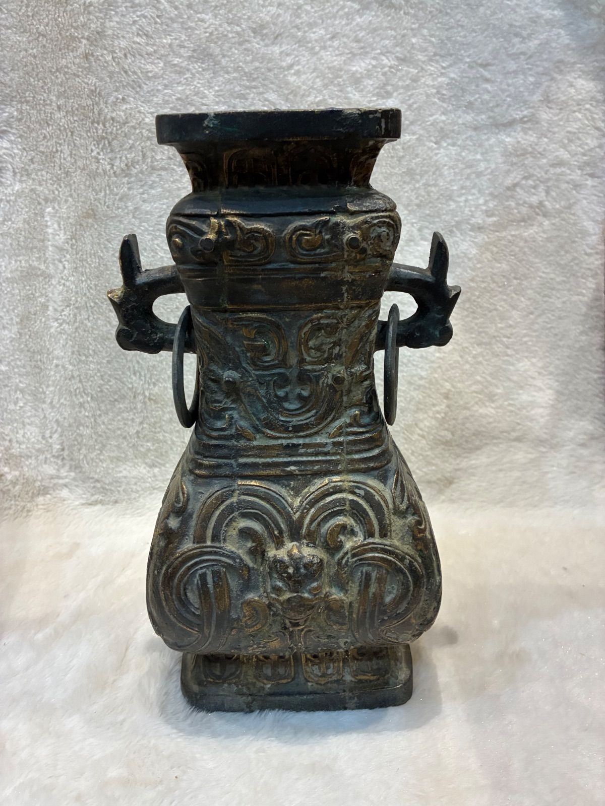 中国古美術 銅製 饕餮紋 双耳銜環 獣首 方壺