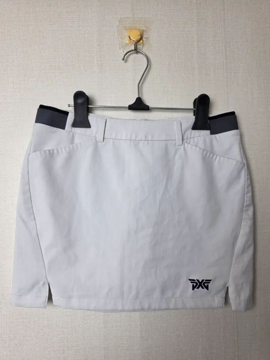 (64) PXG レディース ゴルフ スカート 白