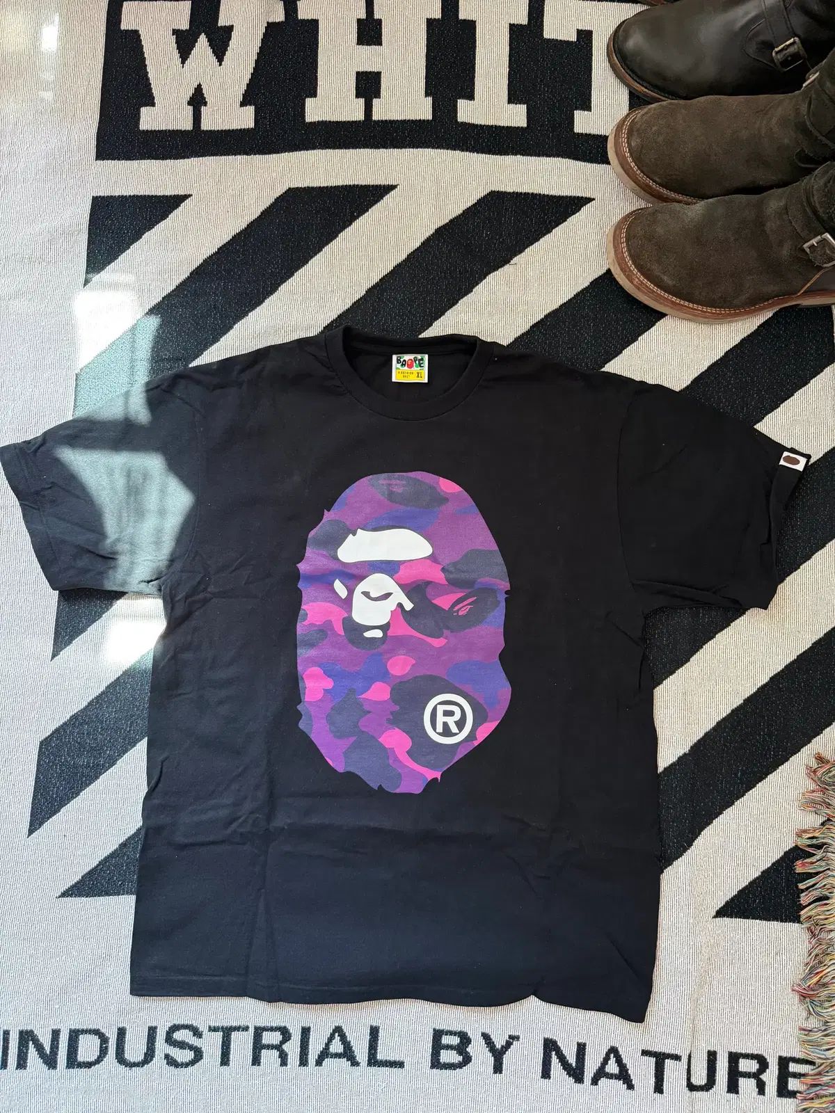 A BATHING APE アベイシングエイプ BIG Tシャツ