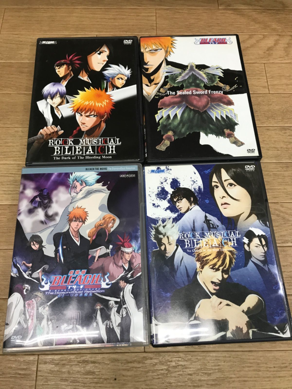 ☆【未開封あり】BLEACH ブリーチ 1～74巻 コミック全巻・関連DVD4本 