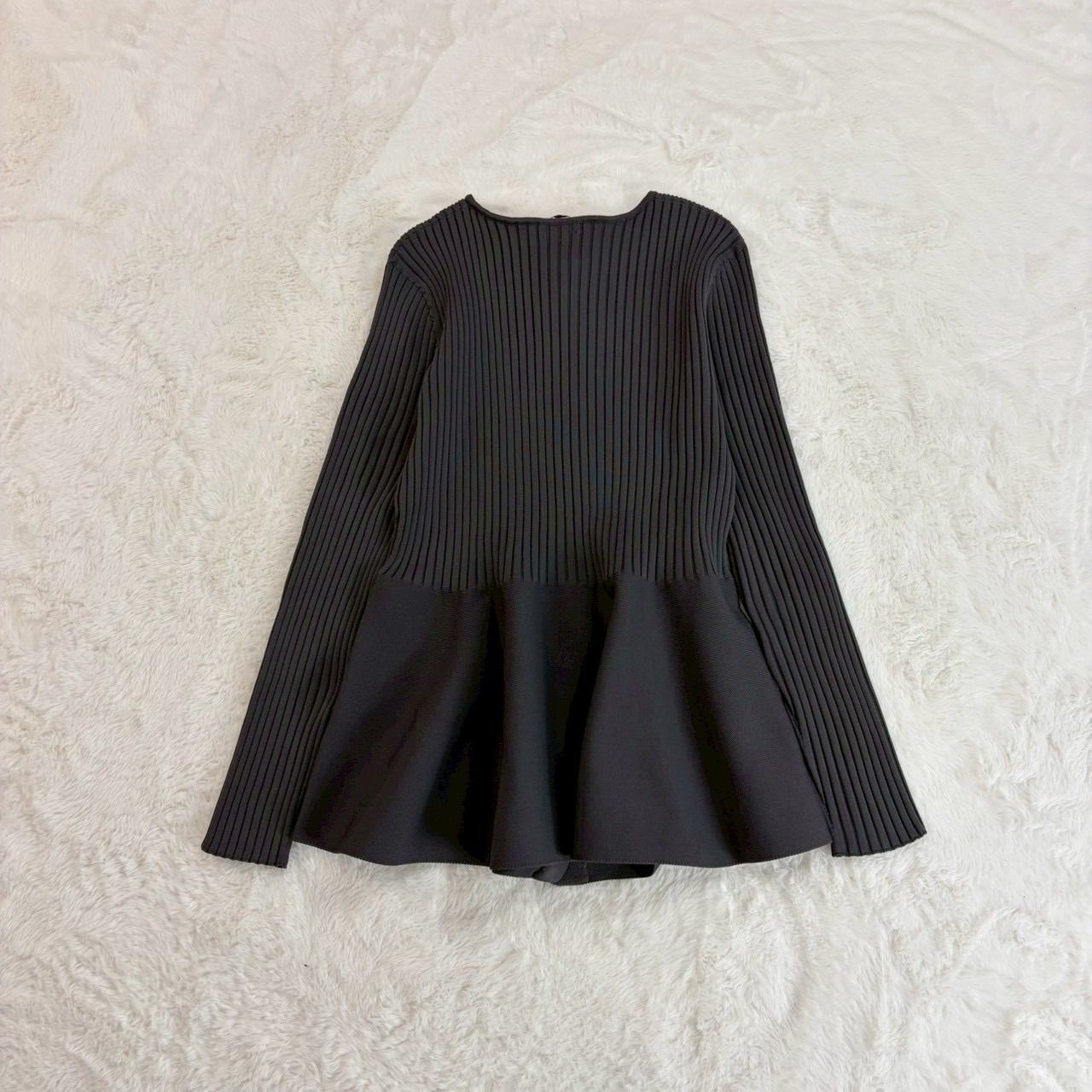 新品 未使用 定価11,000円 PLST プラステ ホールガーメントペプラム