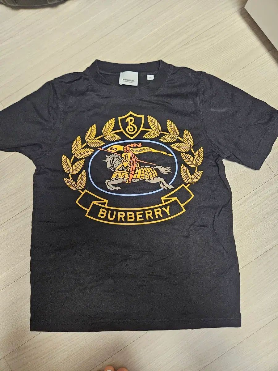 バーバリー ブラック ロゴ 半袖 Tシャツ 10Y