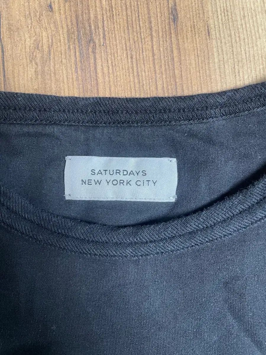 Saturdays NYC ロングスリーブ ポケット Tシャツ