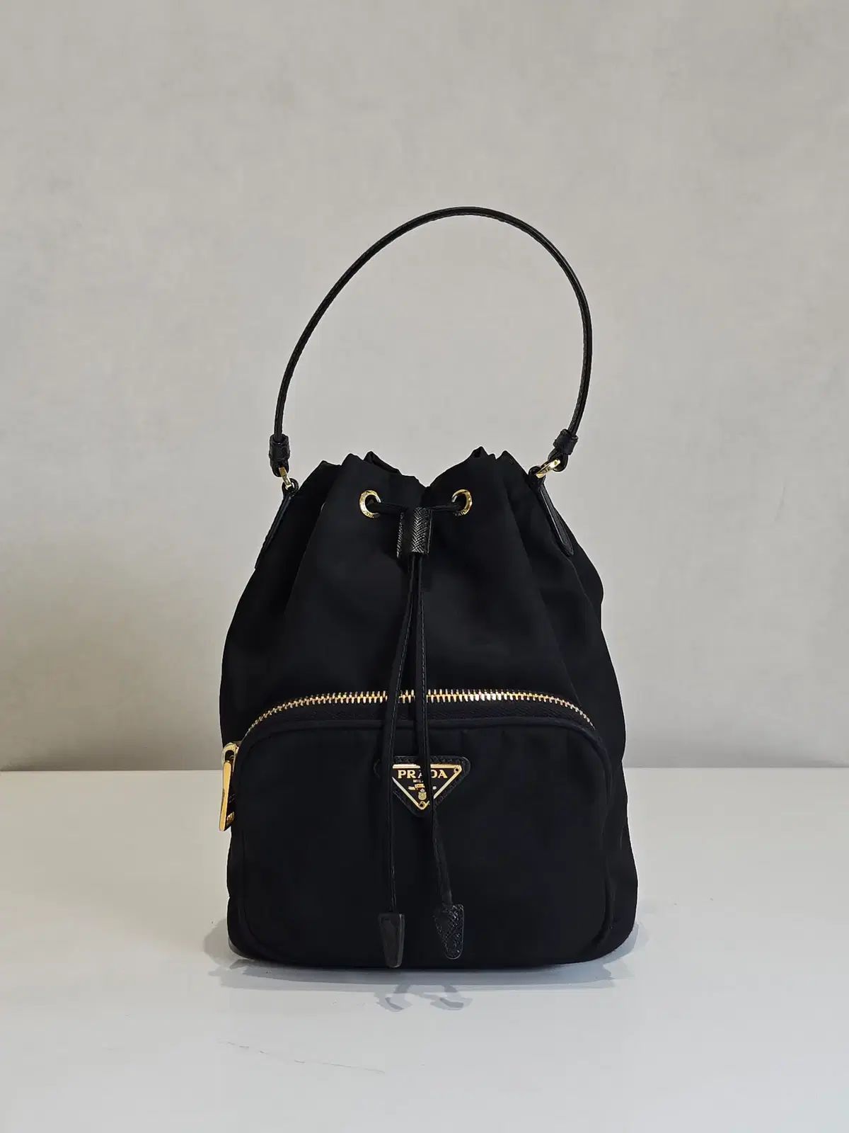 ラックスオール プラダ リナイロン バケットバッグ クロス トートバッグ 1BH038 83,262円
