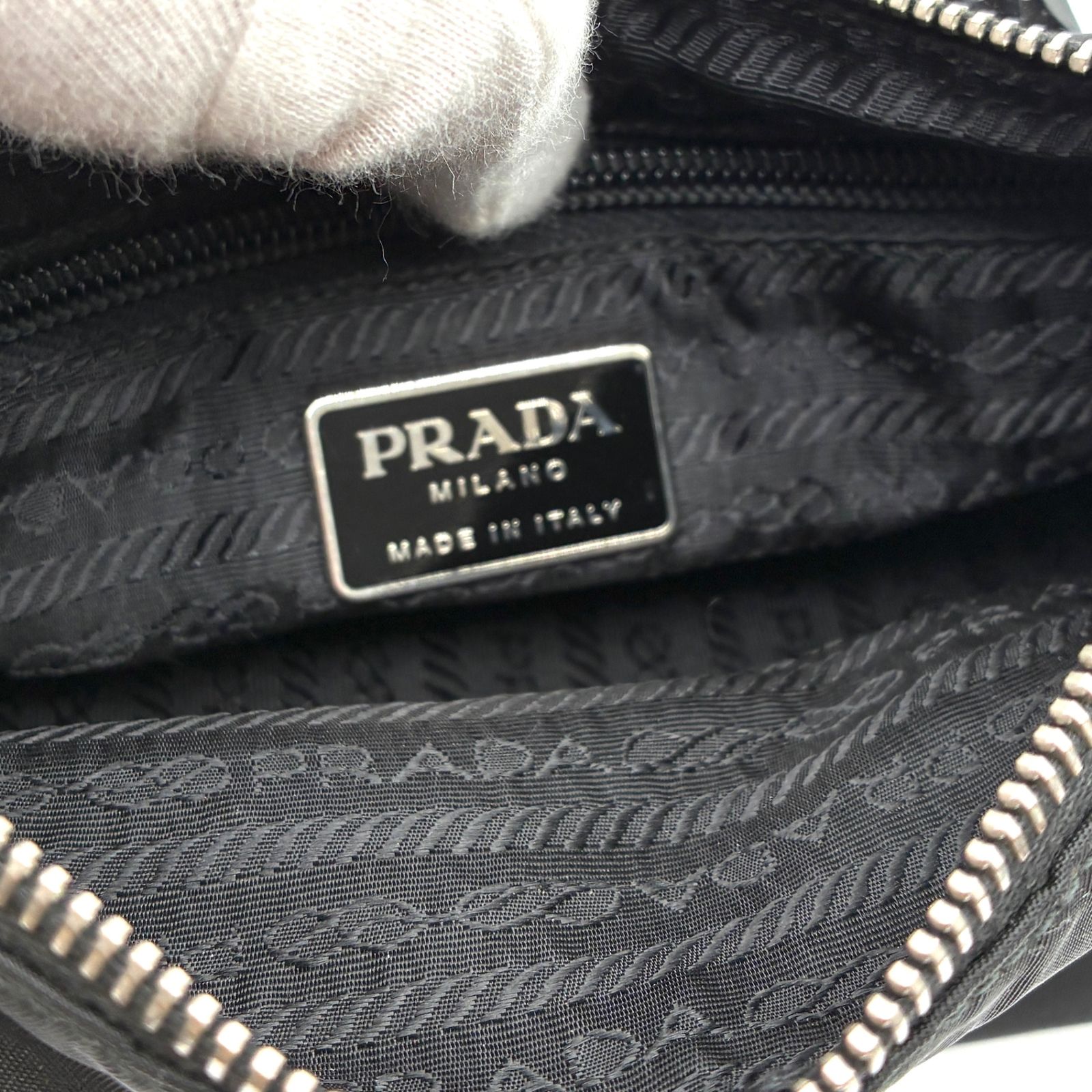 プラダ ロゴ パテントレザー エナメル ショルダー バッグ コンパクト 黒 PRADA（プラダ） ショルダーバッグ 1BD339 069 レディース パテント