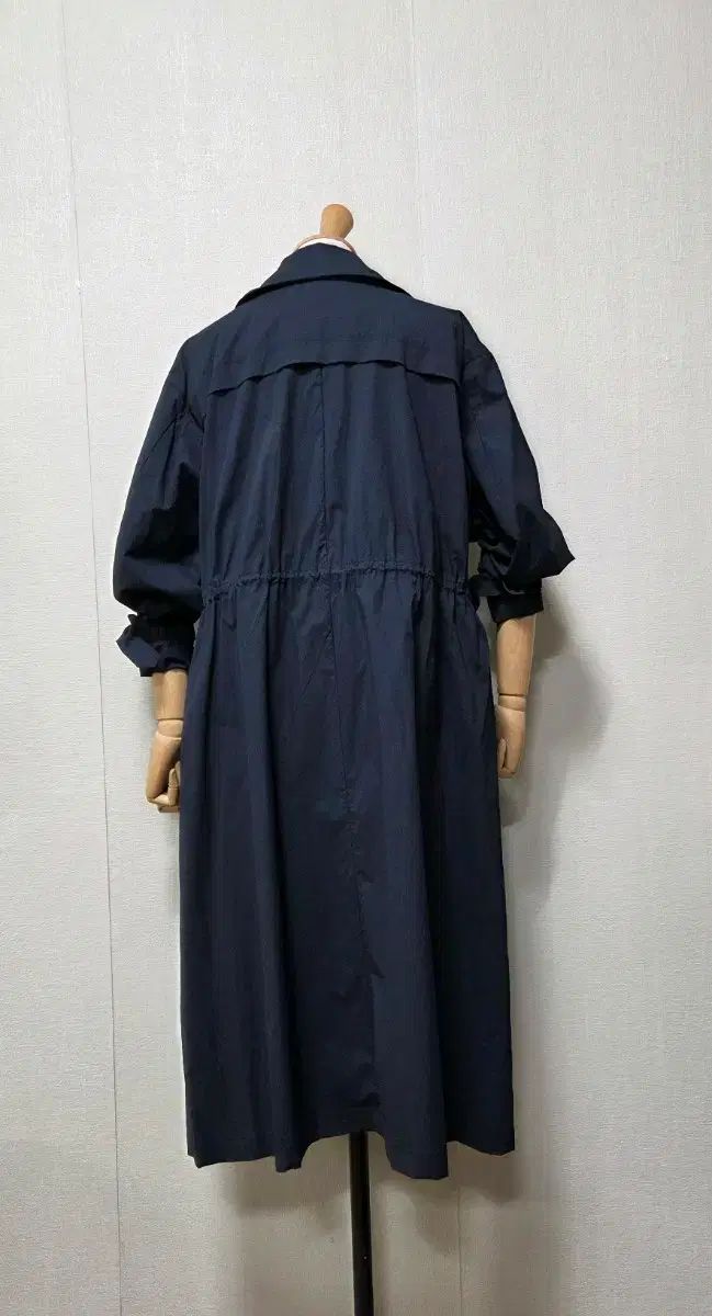 G studio シャカシャカ素材 ロングトレンチ 100