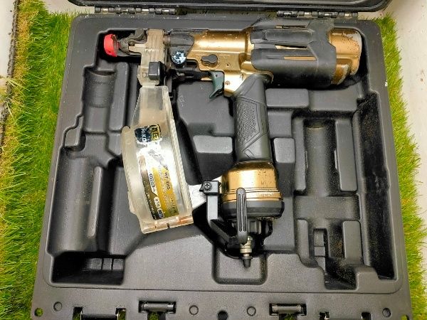 ☆HiKOKI(ハイコーキ) 旧日立工機 高圧ねじ打機 使用ねじ長さ25~41mm ハイスピードモデル WF4HS　動作確認済み