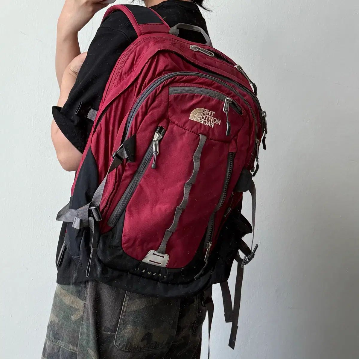 THE NORTH FACE ザノースフェイス サーチ レッド バックパック
