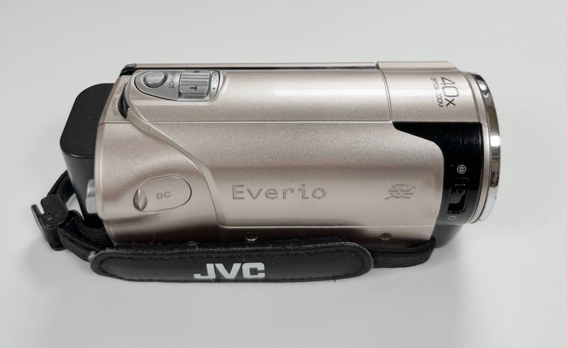 JVC Everio ビデオカメラ本体 32GB SDHC付き JVCケンウッド JVC EVERIO