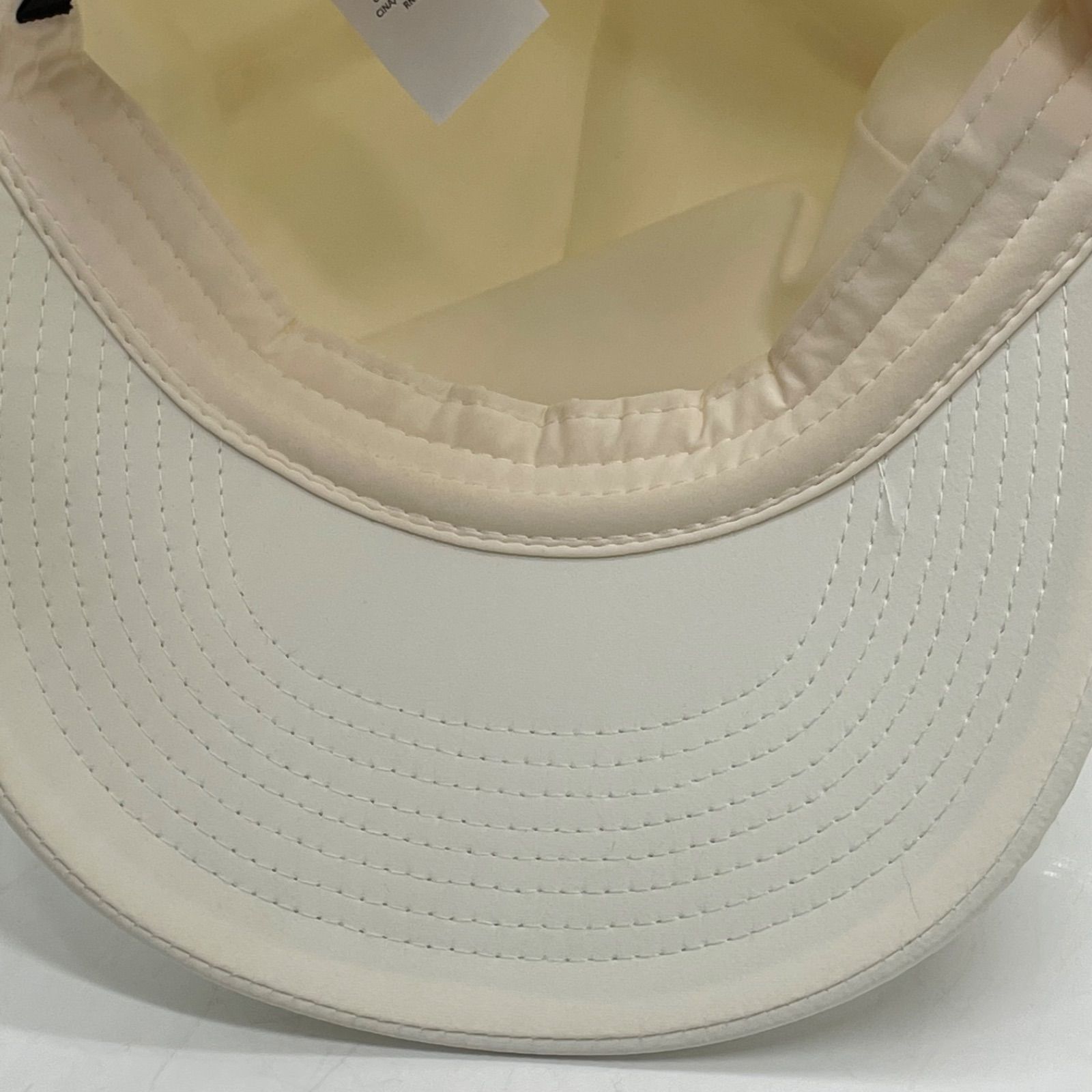 KO4161□FEAR OF GOD ESSENTIALS エッセンシャルズ キャップ ホワイト 