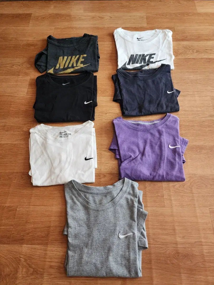 ナイキ 半袖 Tシャツ コレクション