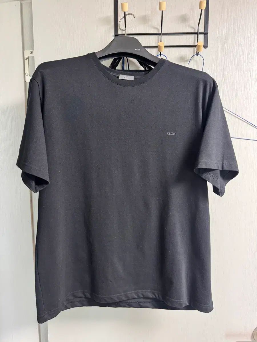 (L) XLIM(エクスリム) ep7 01 Tシャツ ブラック