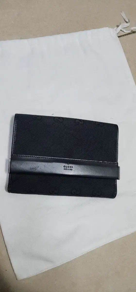 グッチ 3段中財布 / ルイヴィトン 中財布