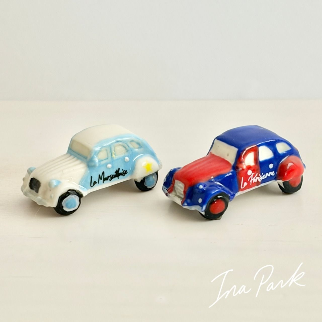 【新品・未使用】PAUL シトロエン　運搬車両　フェーヴ　フランス　送料込み フェーブ Citroën シトロエン 2CV フランスご当地モデル 車 ミニチュア