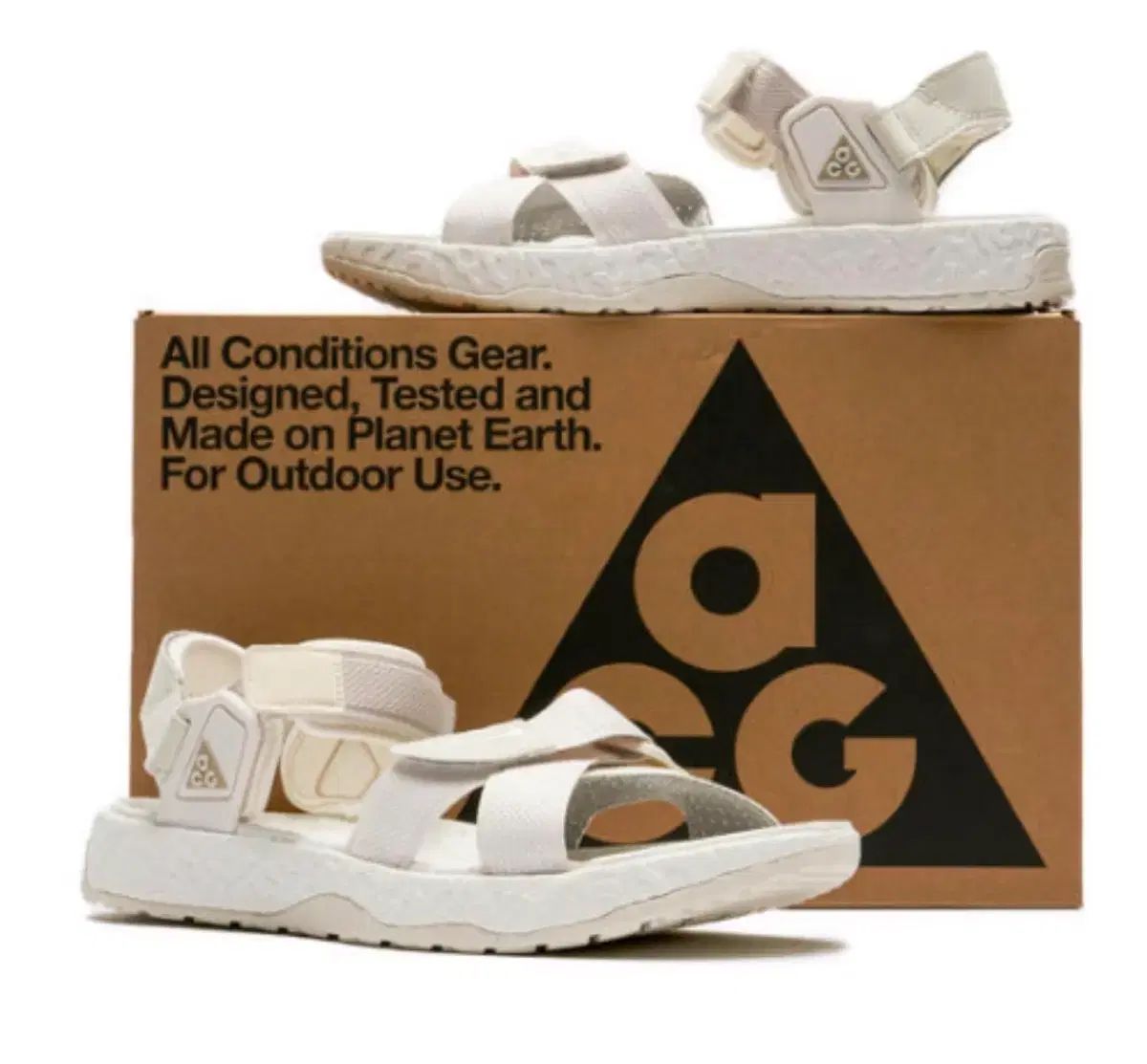 ナイキ acg エア デシュツ サンダル