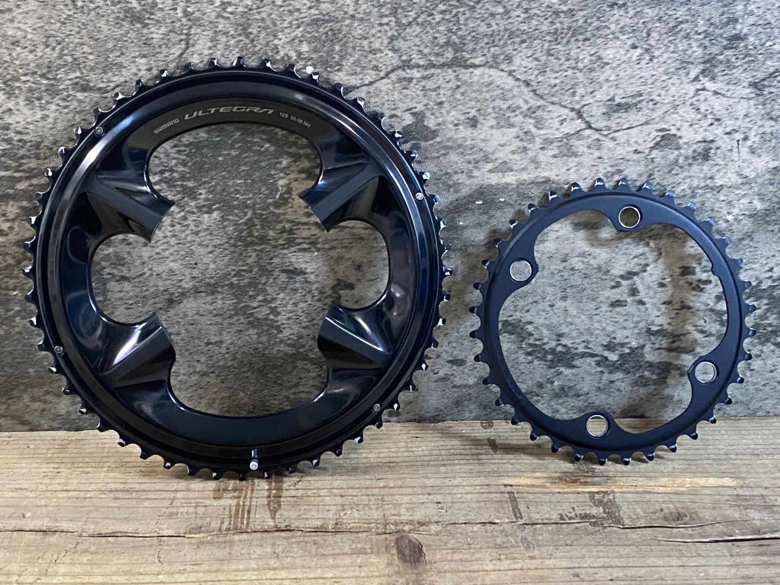 JZ852 シマノ SHIMANO アルテグラ ULTEGRA FC-R8100 チェーンリング 52/36T 12S