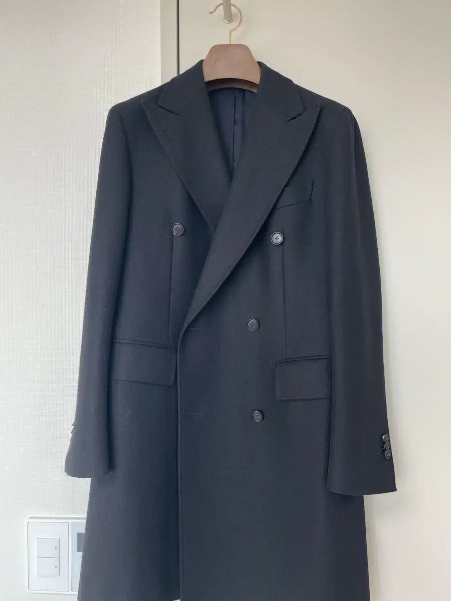 スーツサプライ(SUIT SUPPLY) ウールカシミア ブラック ダブルブレスト コート