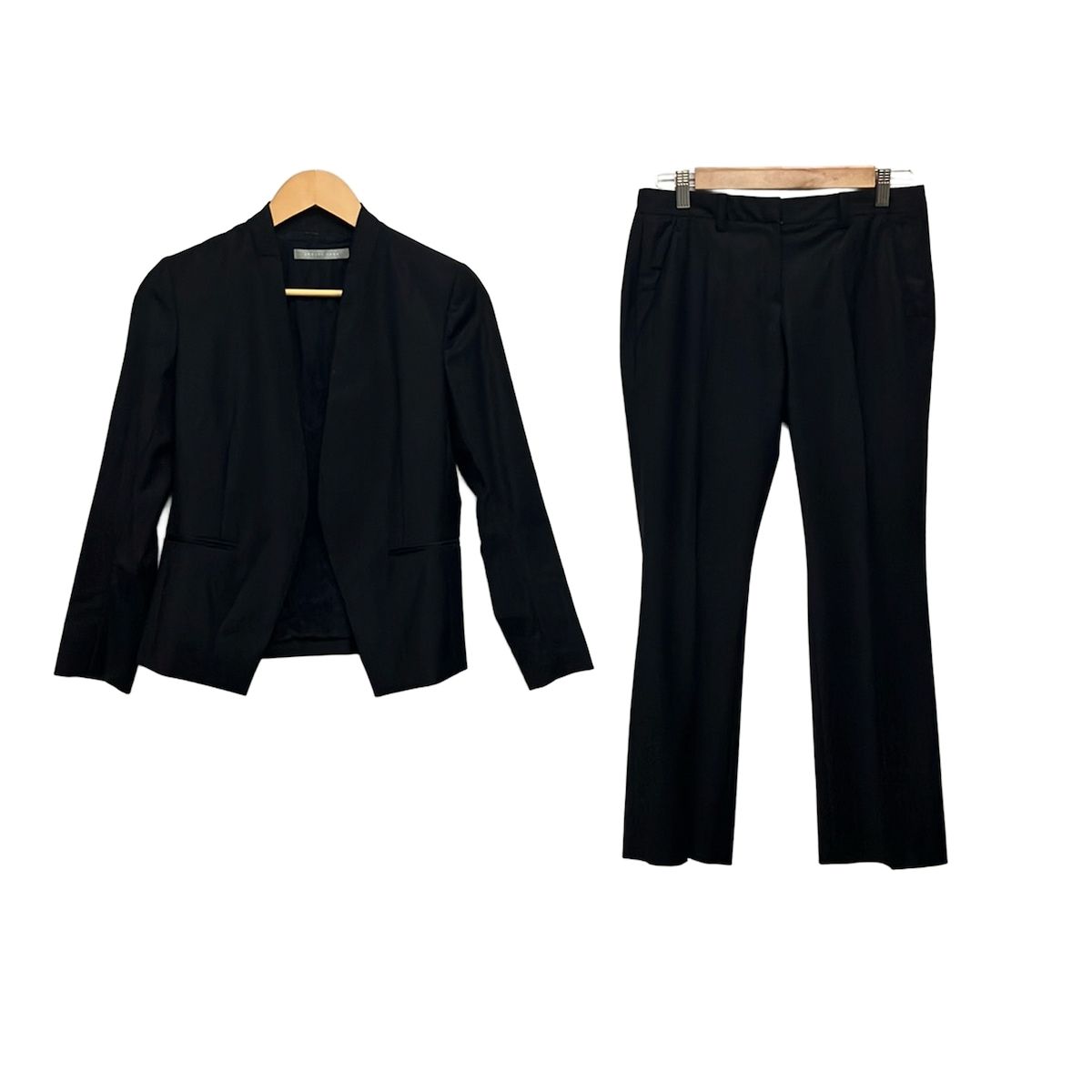theory luxe(セオリーリュクス) レディースパンツスーツ レディース - ダークネイビー 肩パッド
