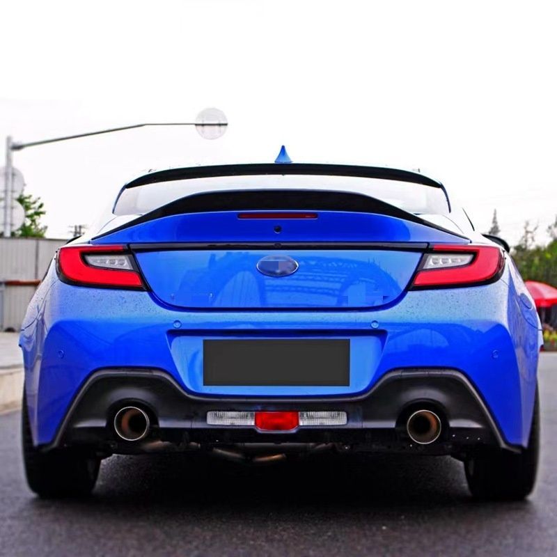 【送料無料】スバル BRZ / トヨタ GR86 2022-2025 専用設計 TRDスタイル リアスポイラー 免打孔 リップスポイラー カスタム ドレスアップ ブラック カーボン調 塗装済み 外装パーツ