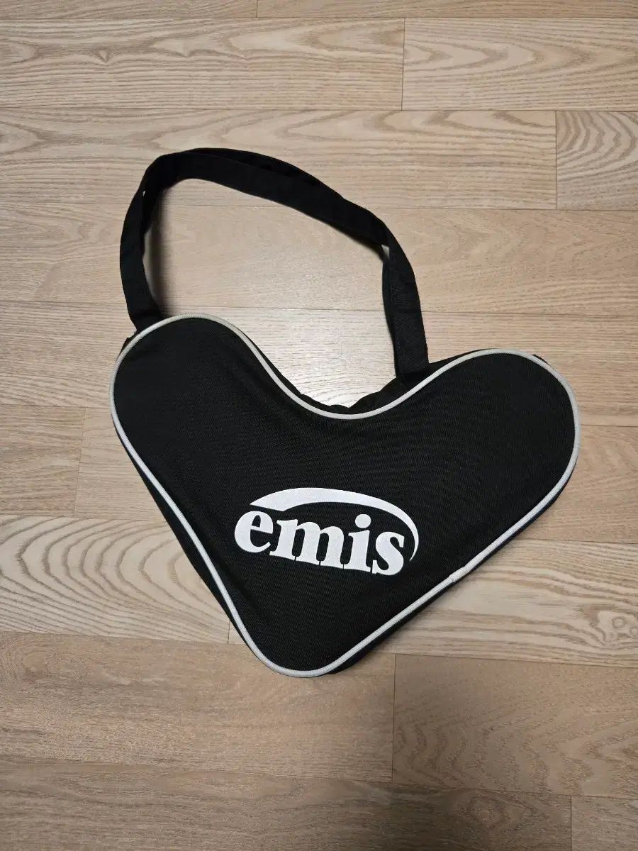 EMIS エミス ハート バッグ ショルダーバッグ